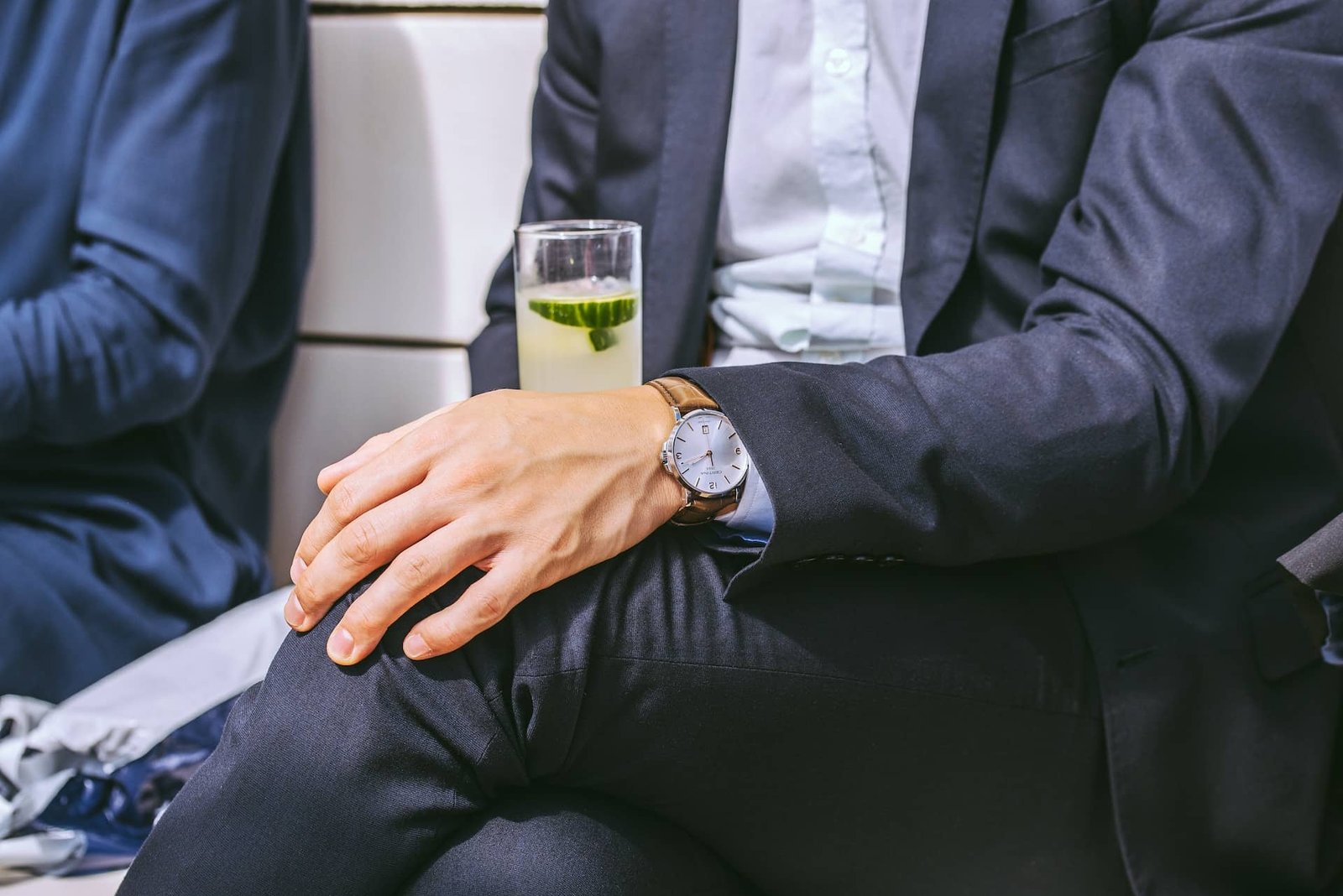 What to Wear to a Business Cocktail Party 