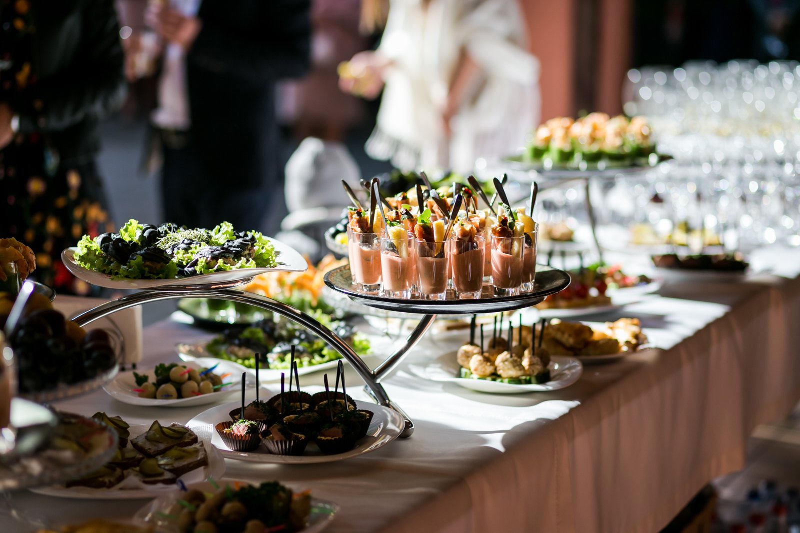 TOP LOCAL WEDDING CATERERS IN MADISON, WISCONSIN | Madison Wedding Vendor